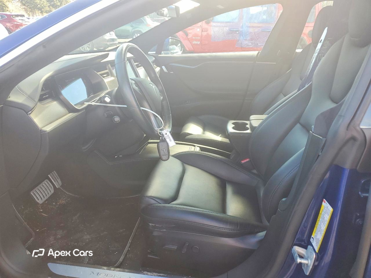 Tesla Model S 2020