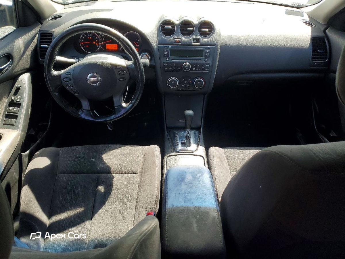 Nissan Altima 2012