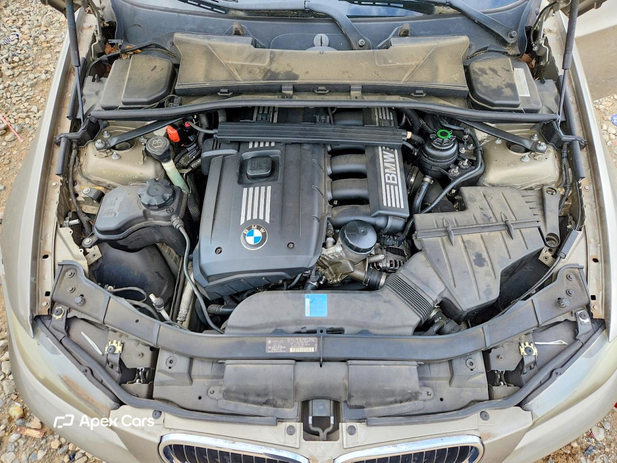 BMW Series 3 2009