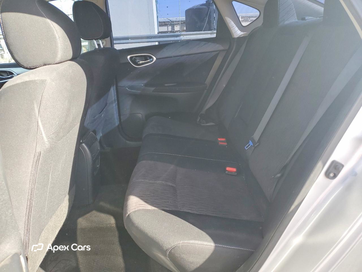Nissan Sentra 2015