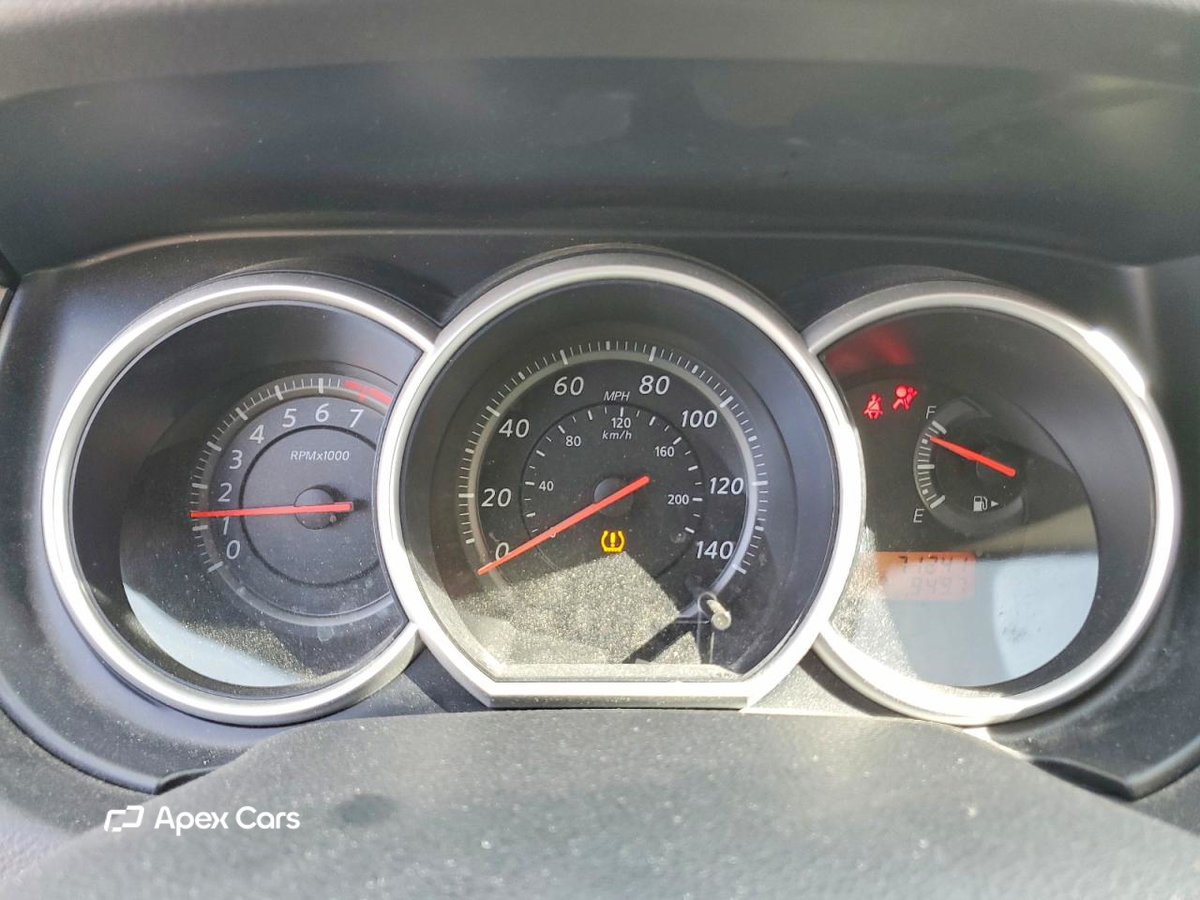 Nissan Versa 2011