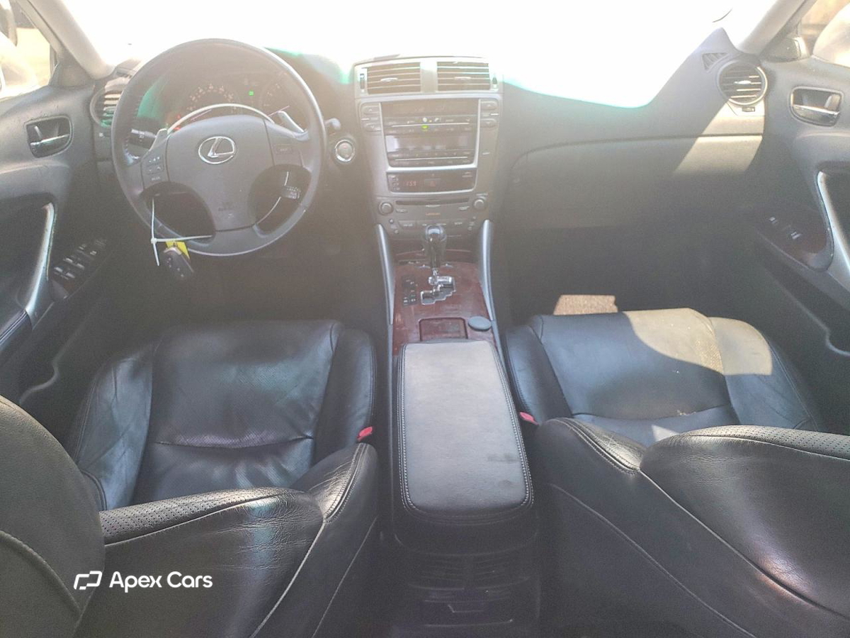 Lexus IS 2006