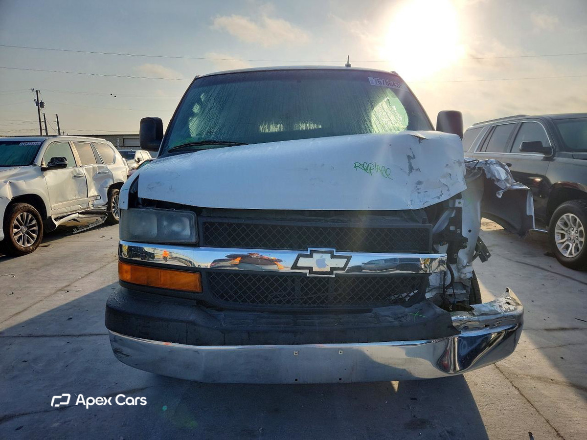 Chevrolet Express 2011