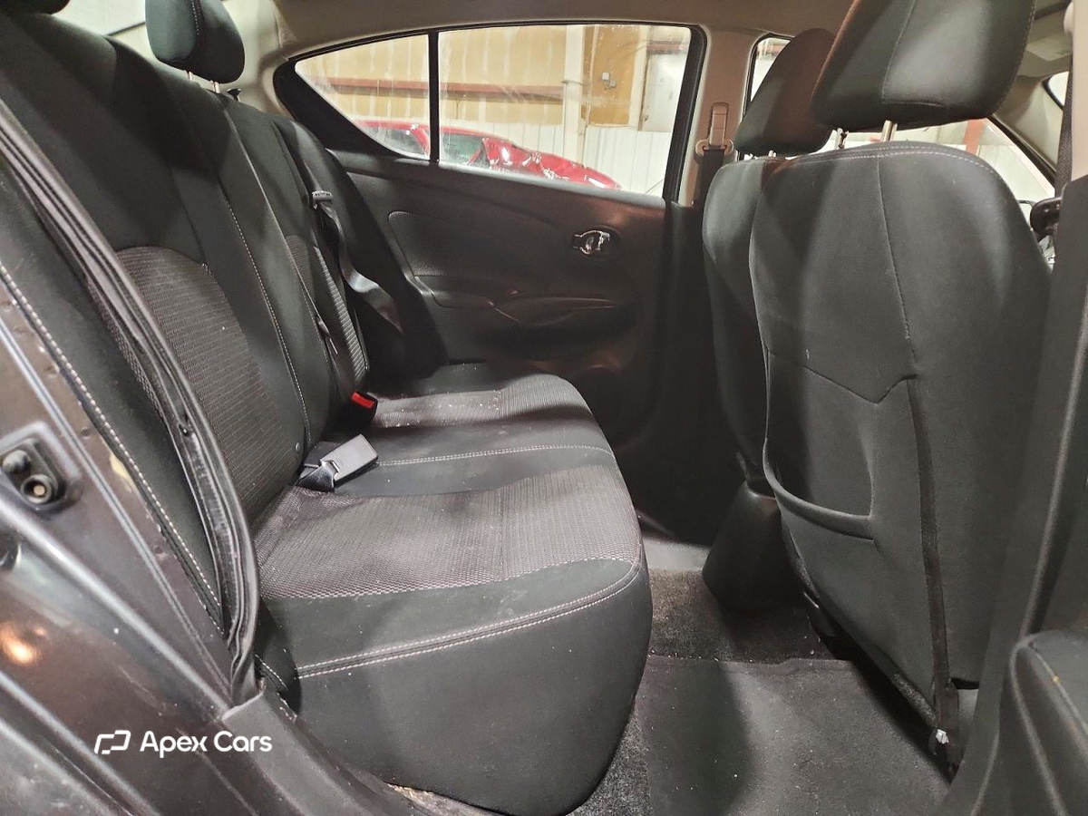 Nissan Versa 2017