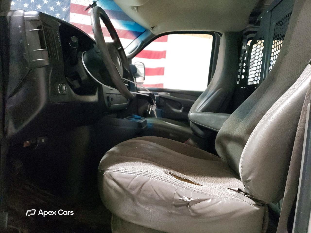 Chevrolet Express 2013