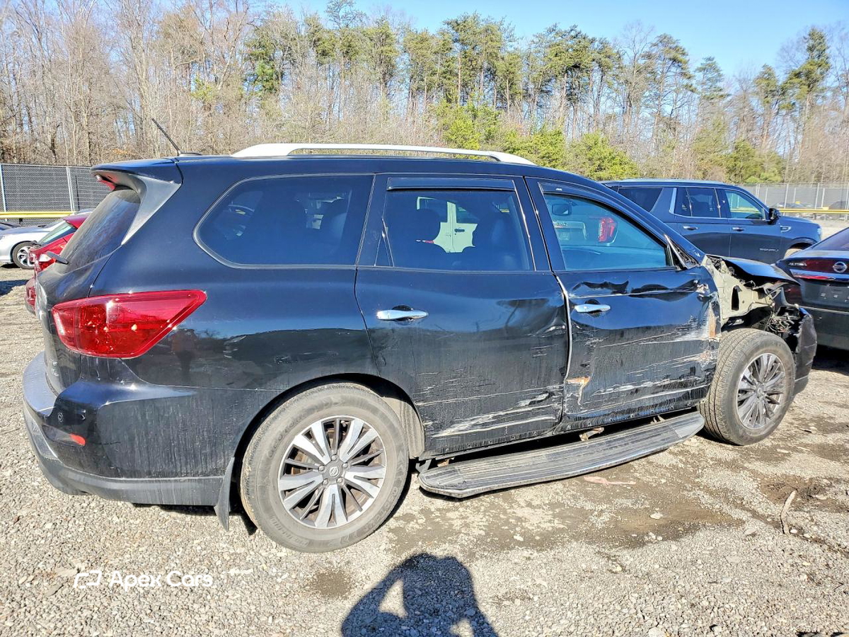 Nissan Pathfinder 2017
