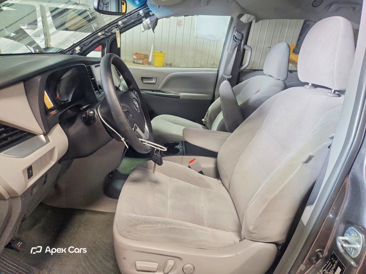 Toyota Sienna 2017