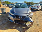 Nissan Versa 2021