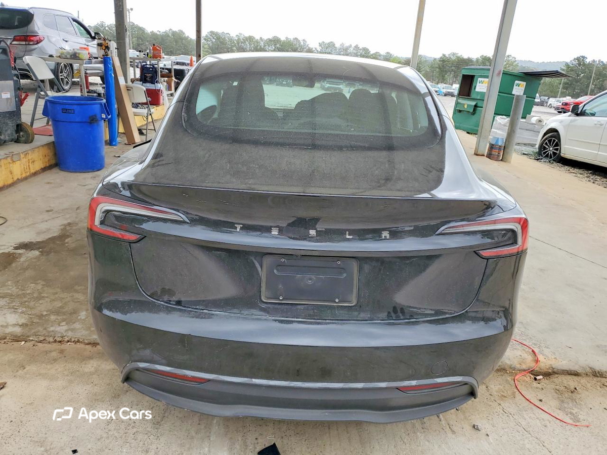 Tesla Model 3 2025