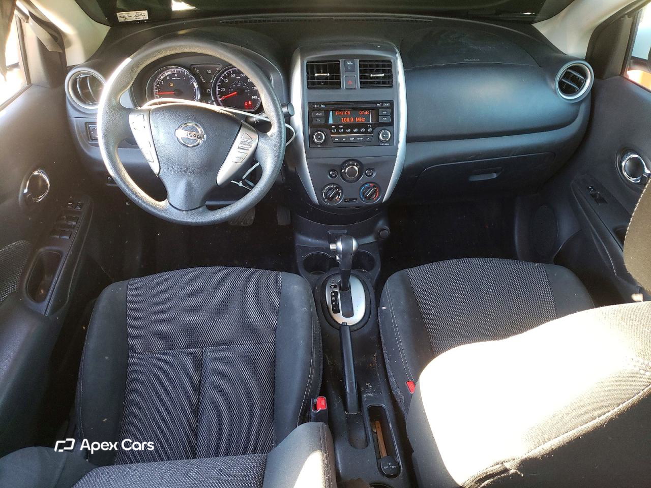 Nissan Versa 2017