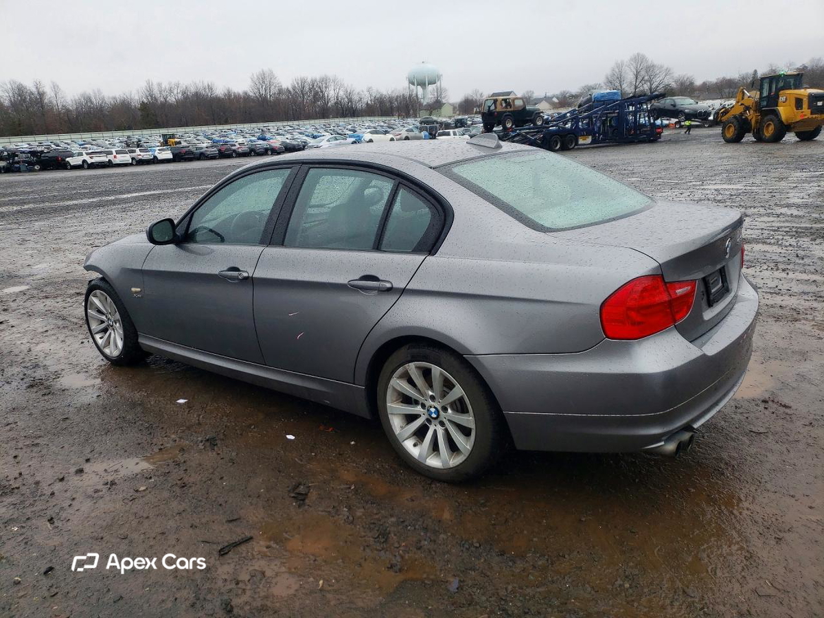 BMW Series 3 2011
