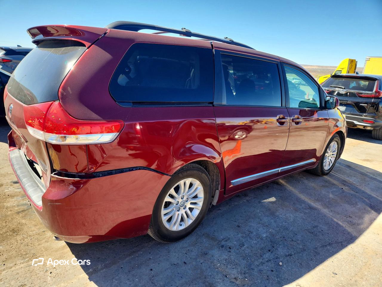 Toyota Sienna 2011