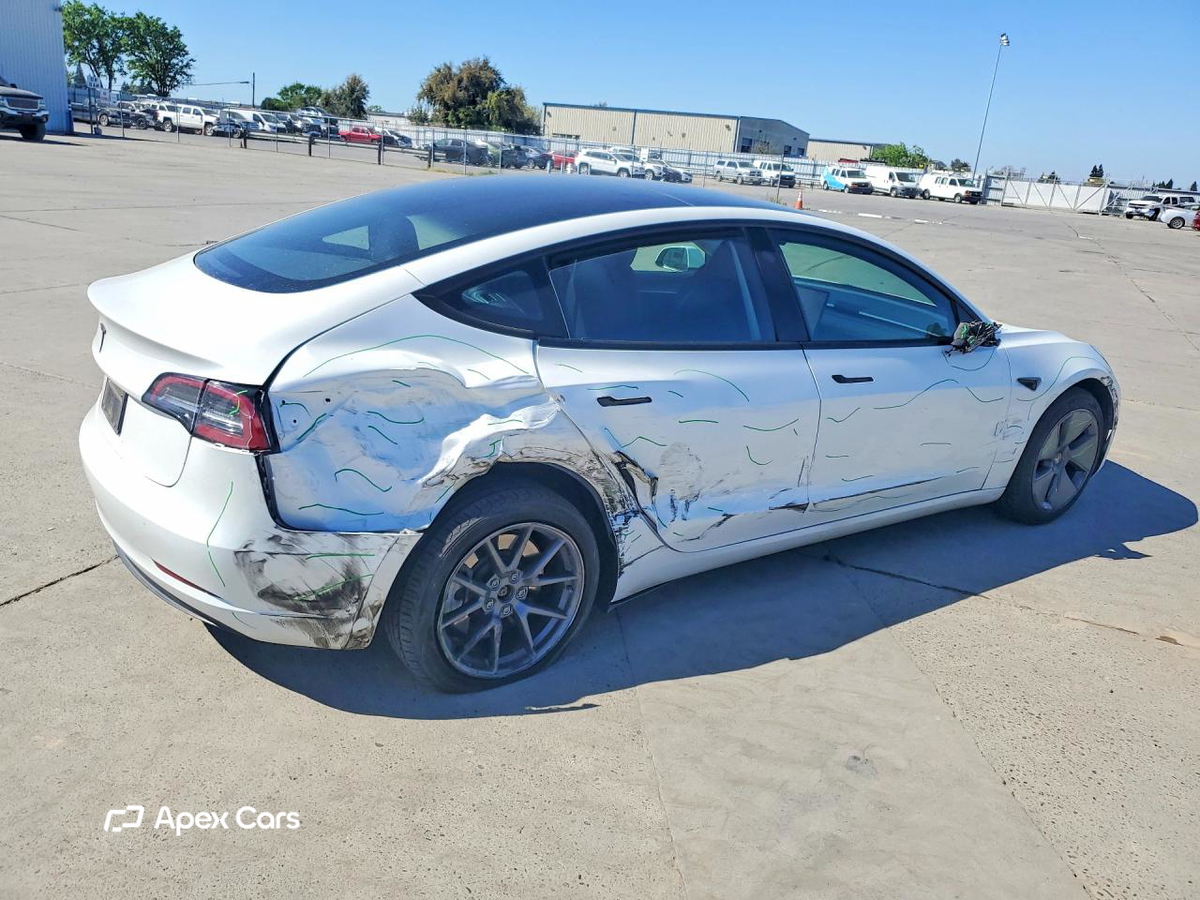 Tesla Model 3 2023