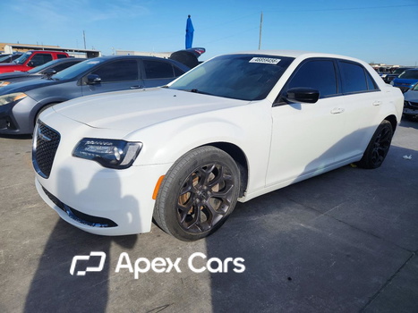 Chrysler 300 2020 - Image 1 of 12