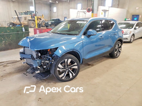 Volvo XC40 2024 - Image 1 of 14
