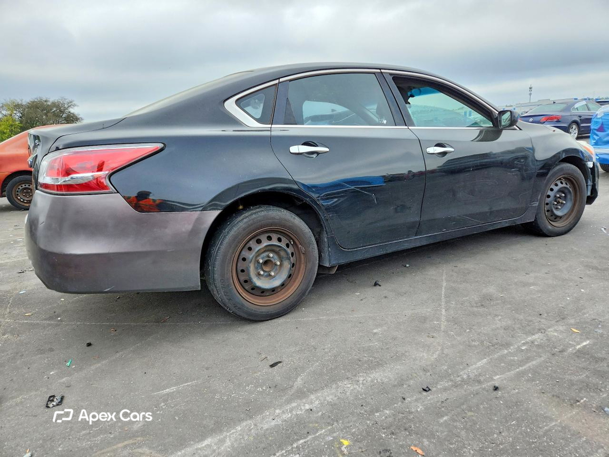 Nissan Altima 2015