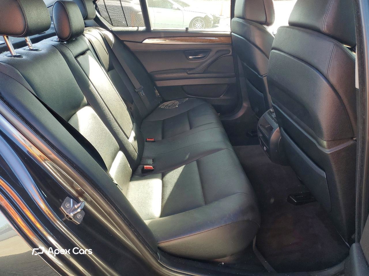 BMW Series 5 2011