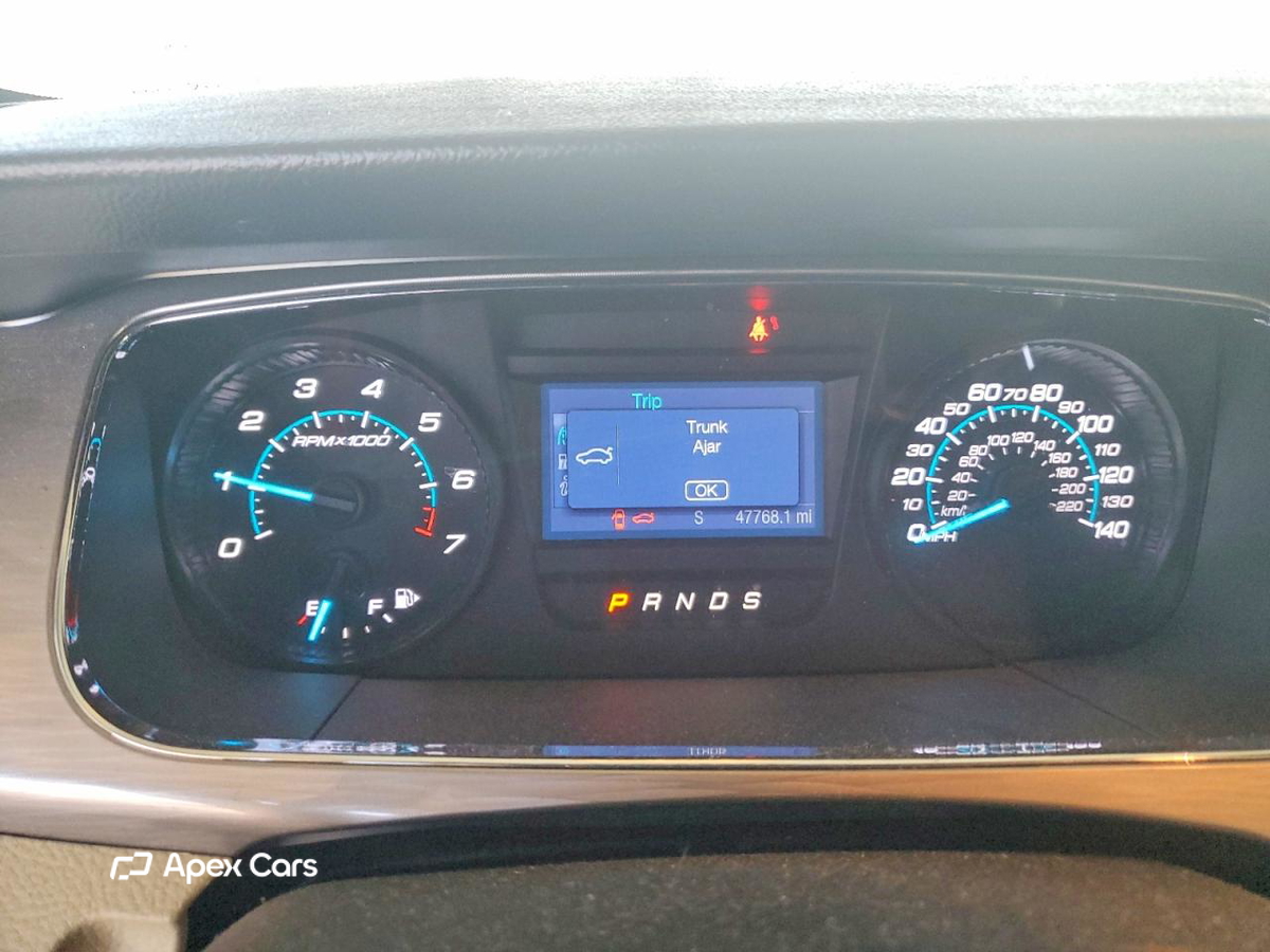 Ford Taurus 2016