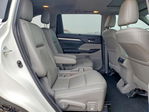 Toyota Highlander 2016