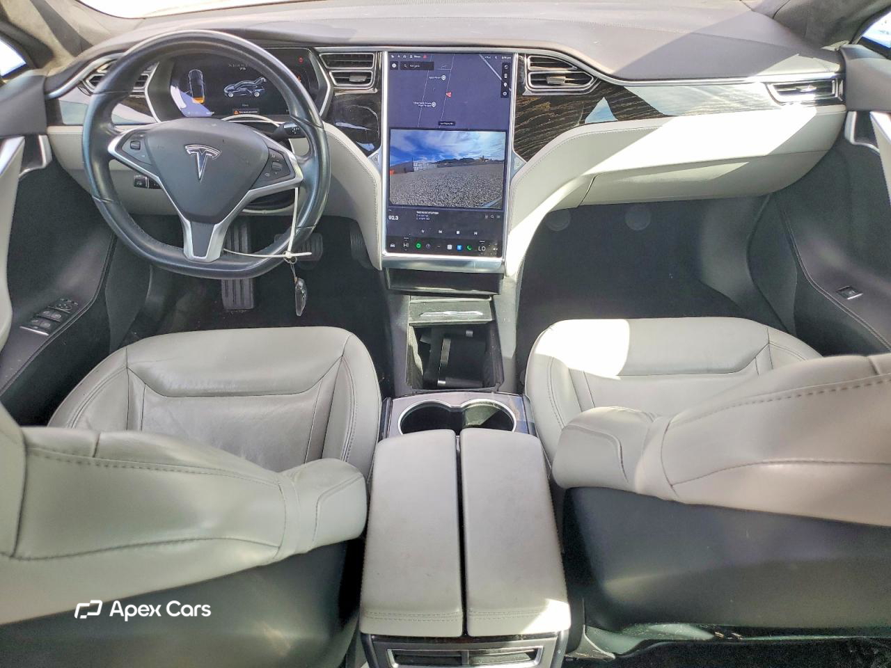 Tesla Model S 2016