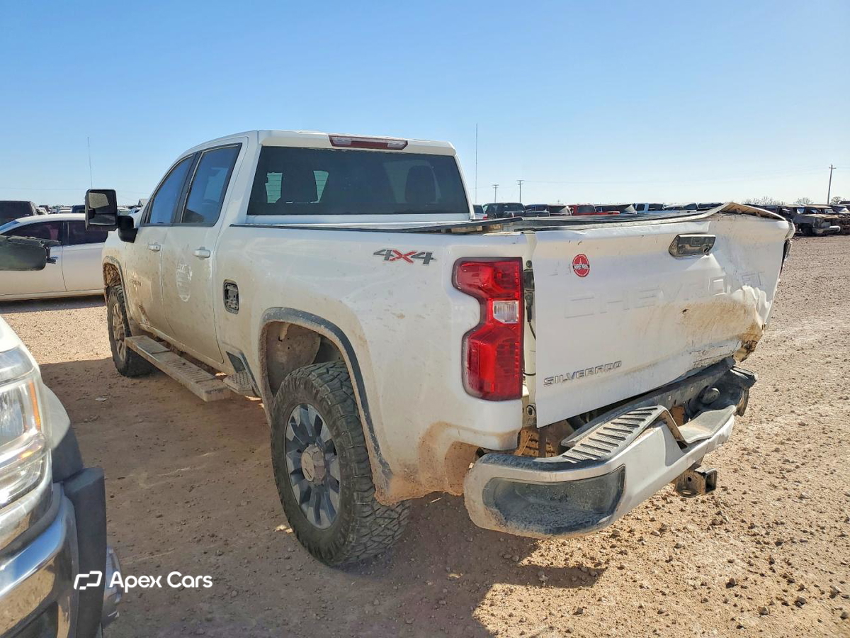 Chevrolet Silverado 2023