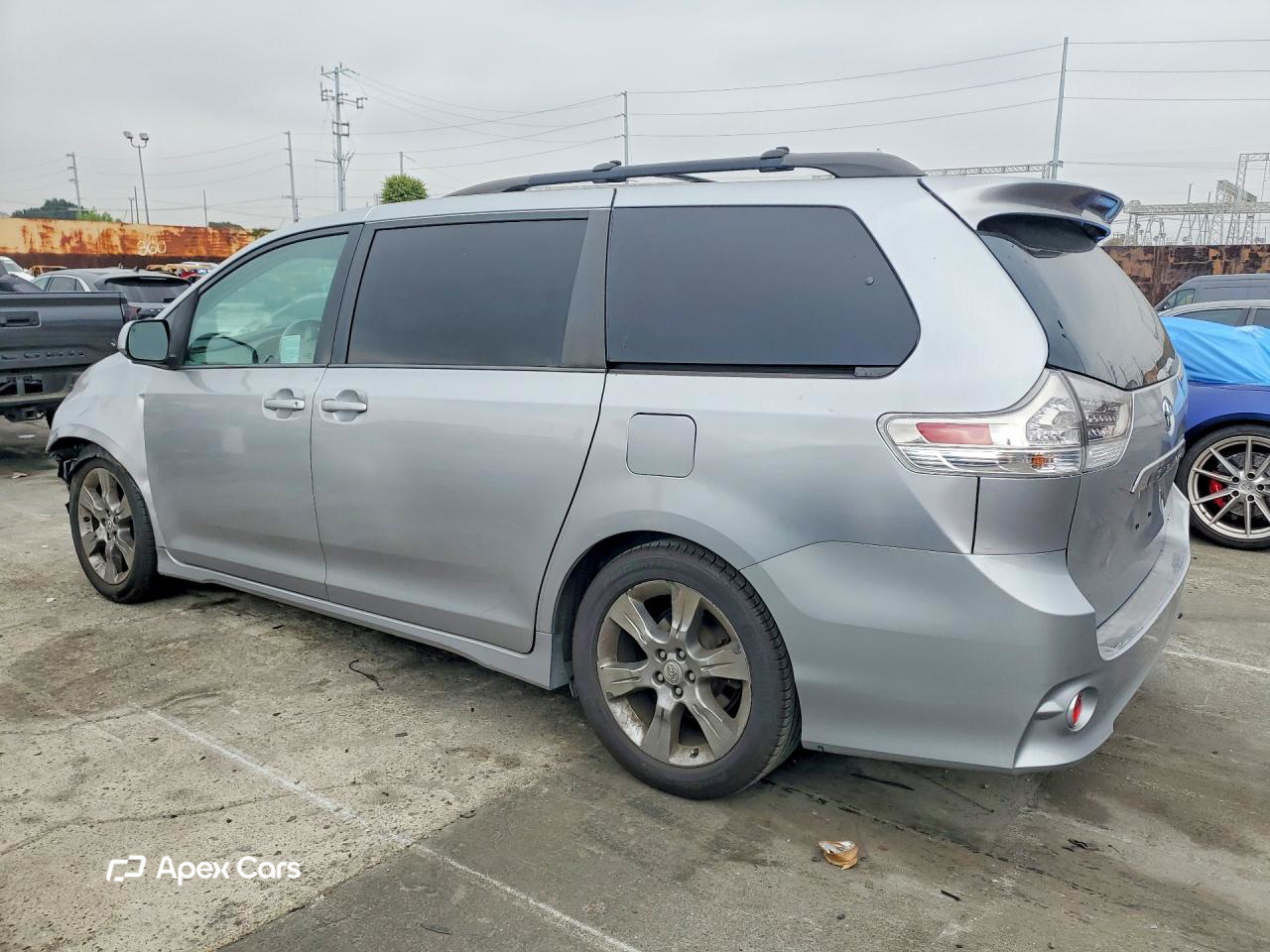 Toyota Sienna 2012