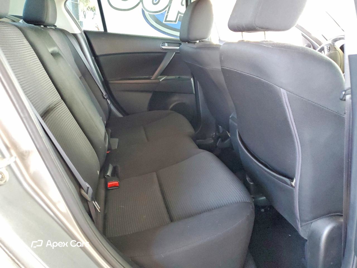 Mazda 3 2012