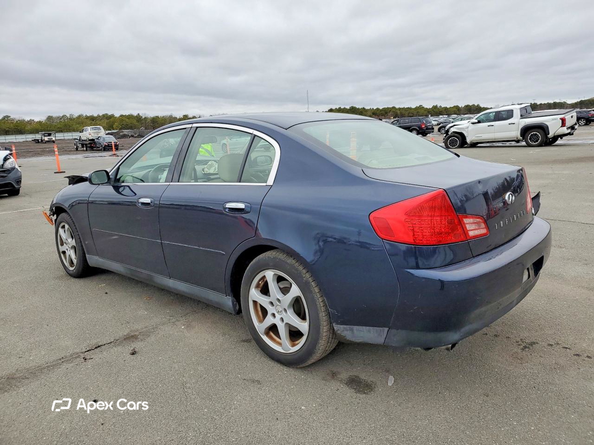 Infiniti G 2004