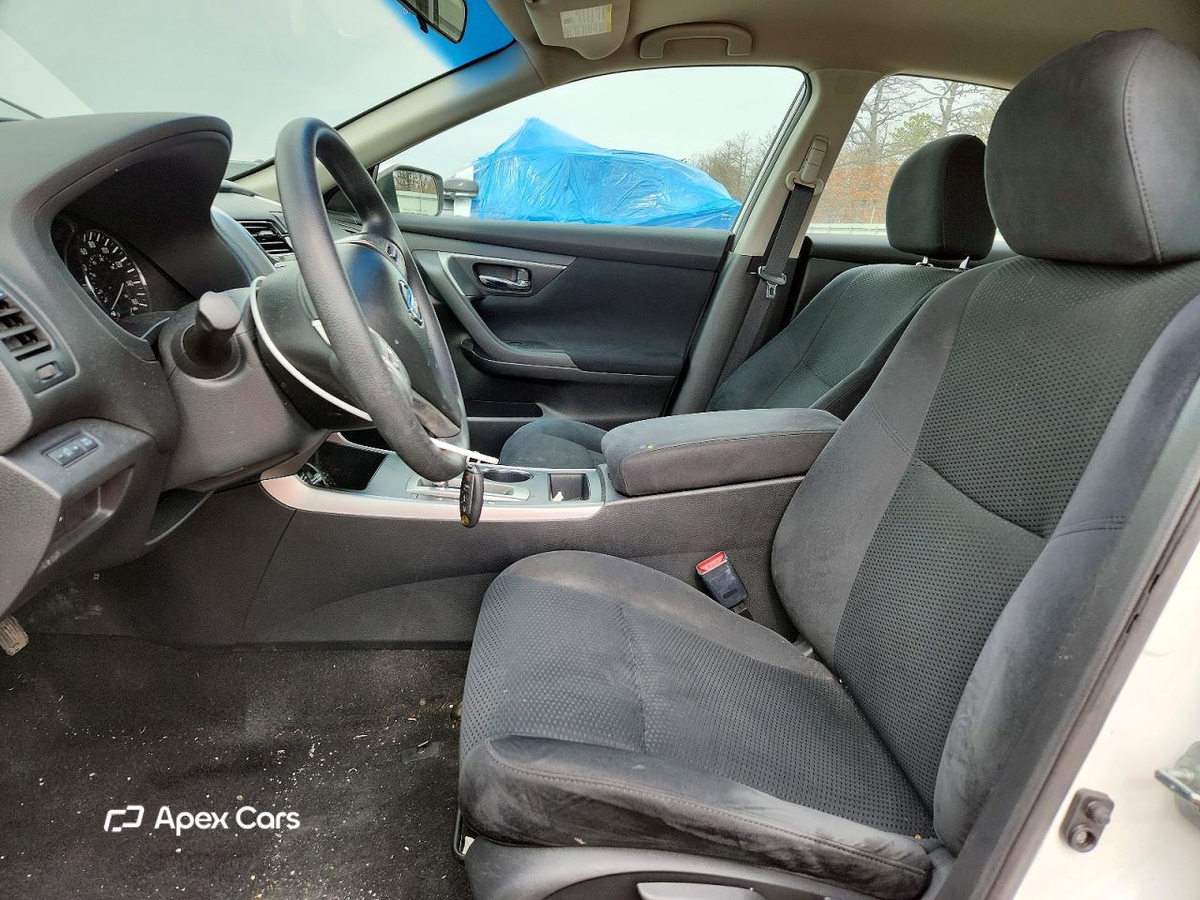 Nissan Altima 2015