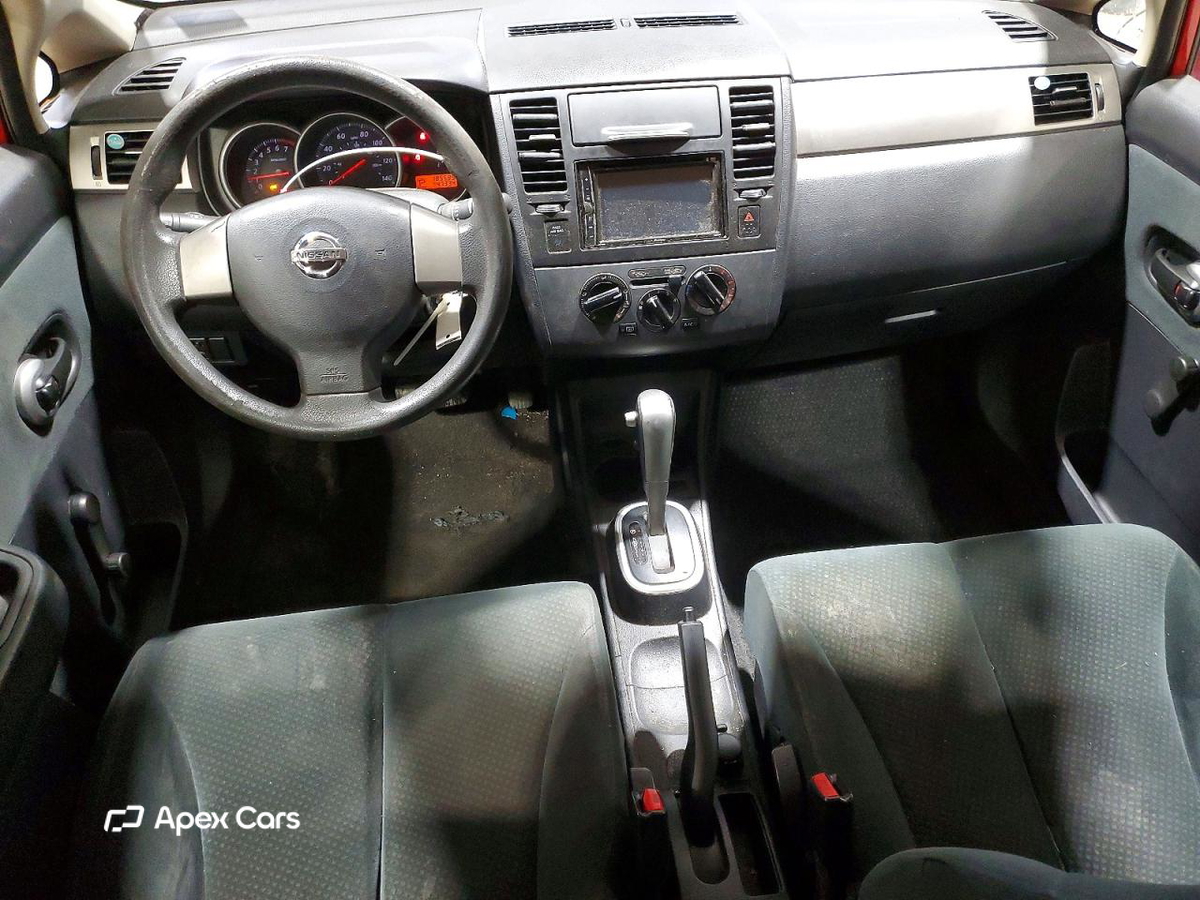 Nissan Versa 2010