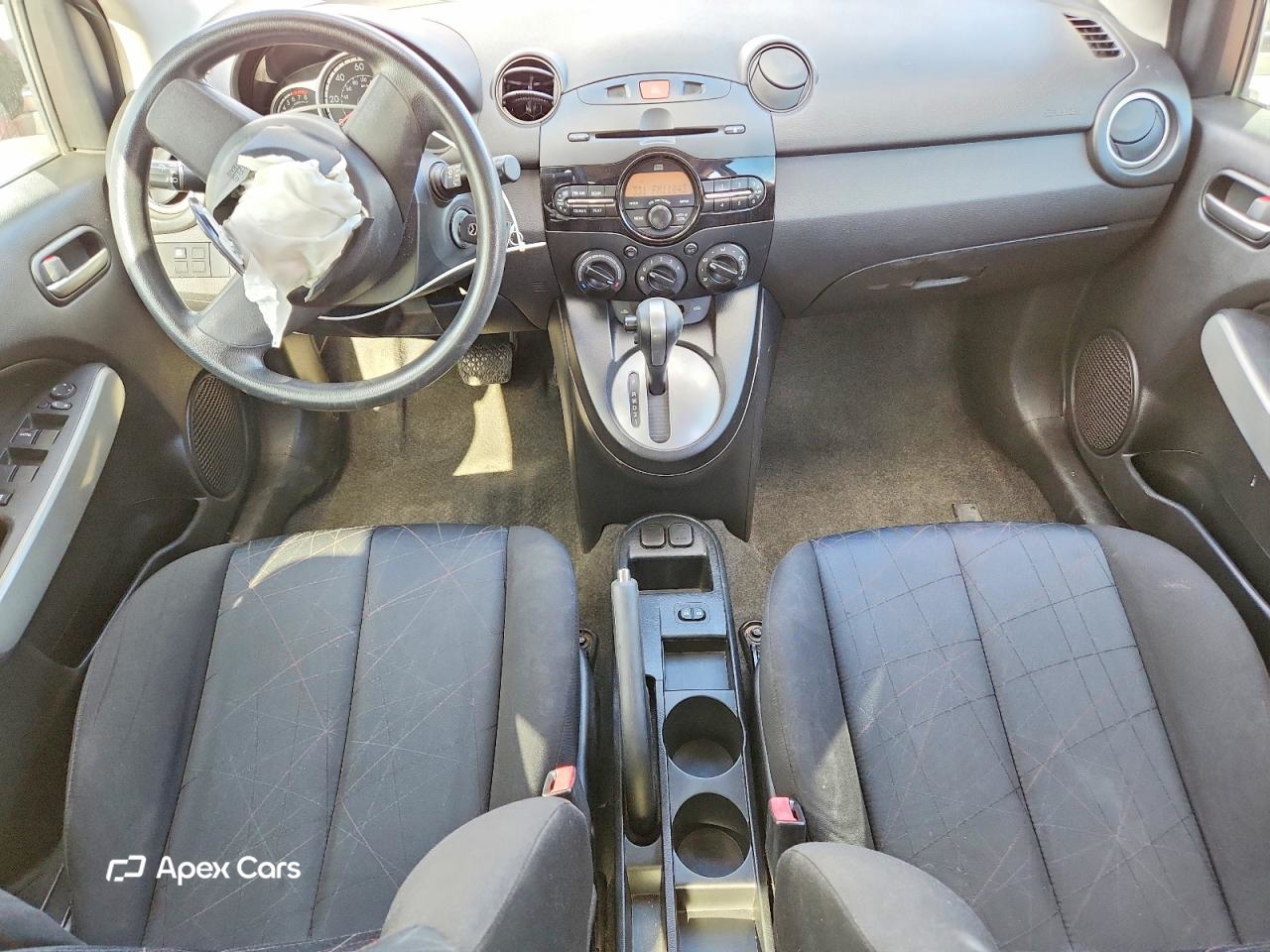 Mazda 2 2012