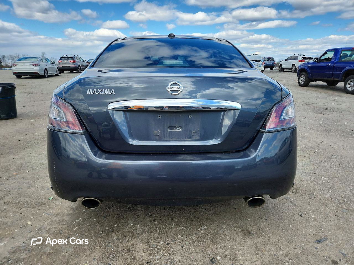 Nissan Maxima 2013