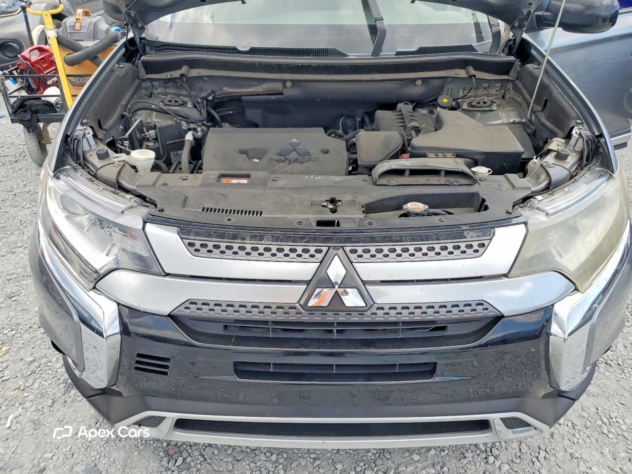 Mitsubishi Outlander 2020