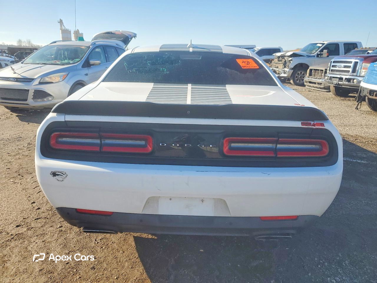 Dodge Challenger 2016