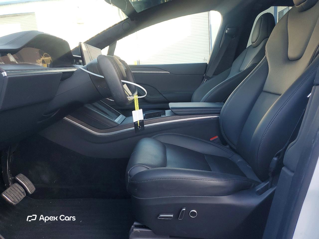 Tesla Model X 2024