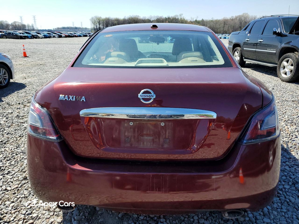 Nissan Maxima 2012