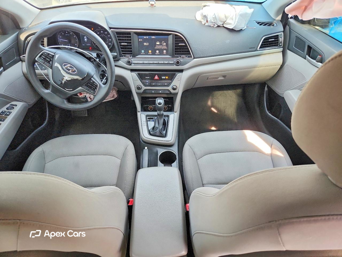 Hyundai Elantra 2018