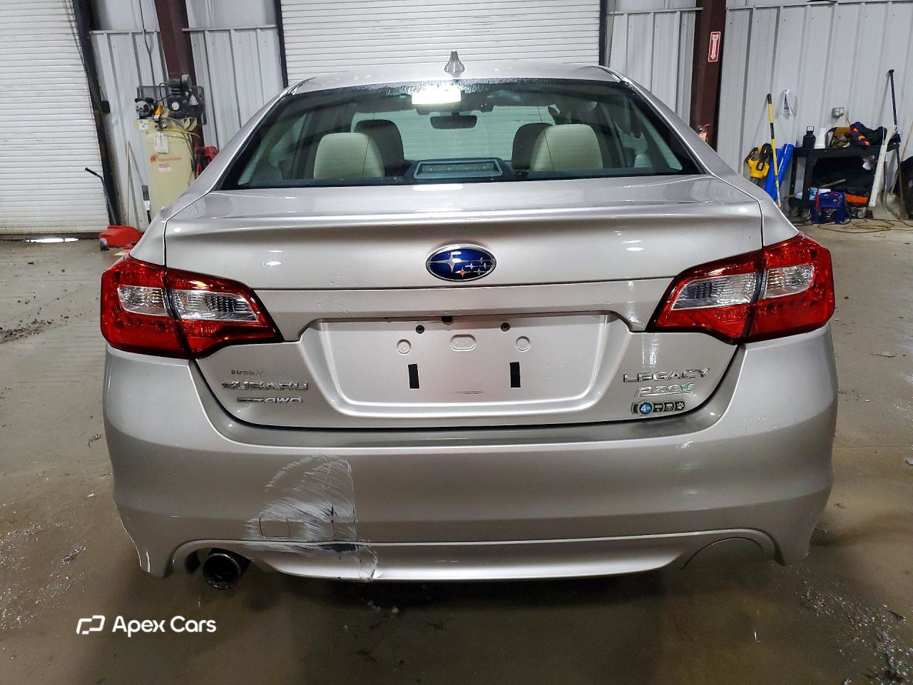 Subaru Legacy 2017