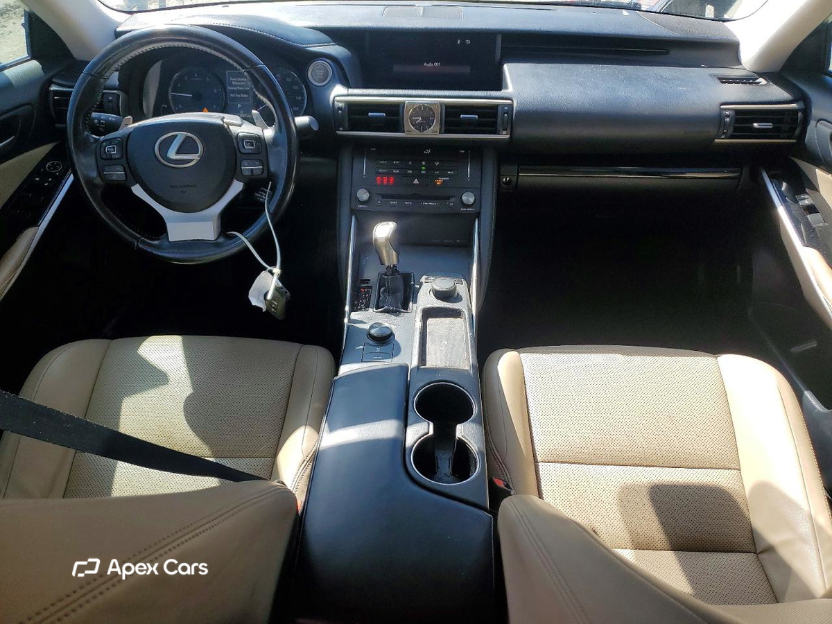 Lexus IS 2017