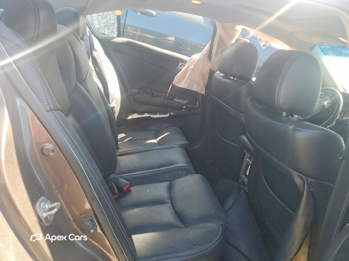 Nissan Maxima 2014