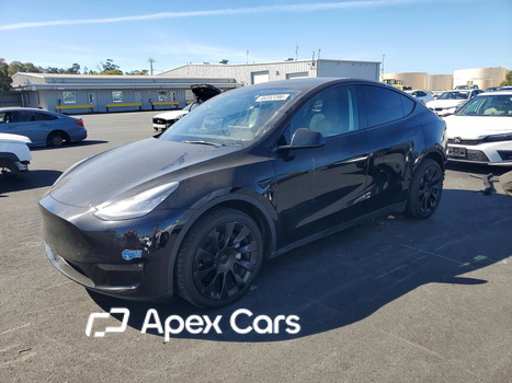 Tesla Model Y 2021 - Image 1 of 14