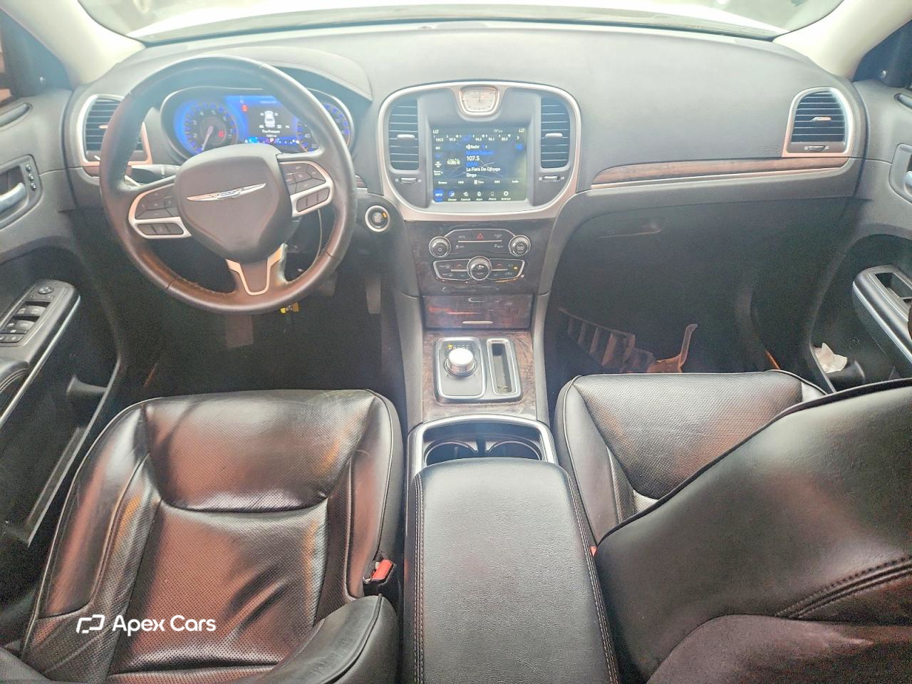 Chrysler 300 2022