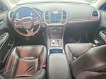 Chrysler 300 2022