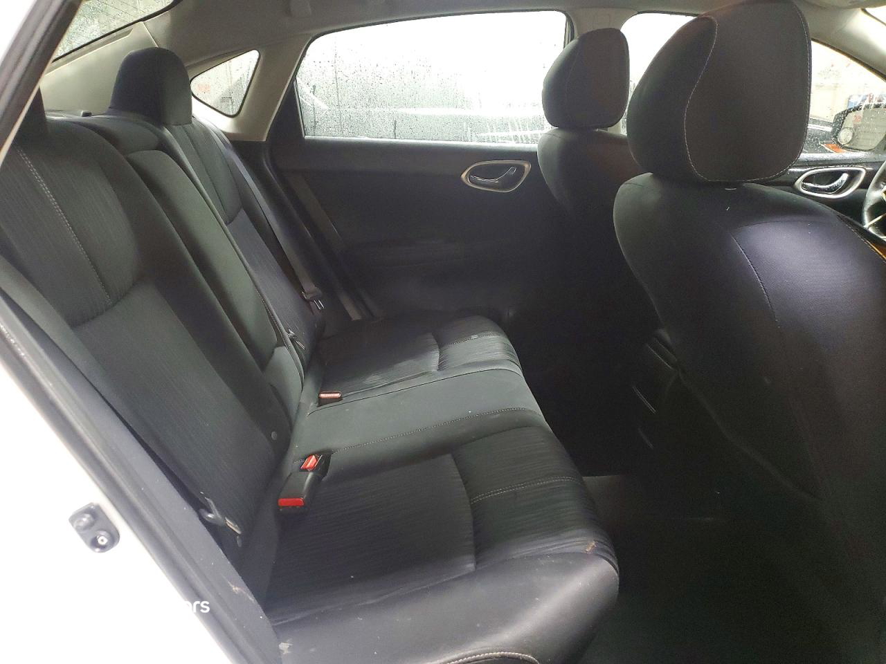 Nissan Sentra 2016