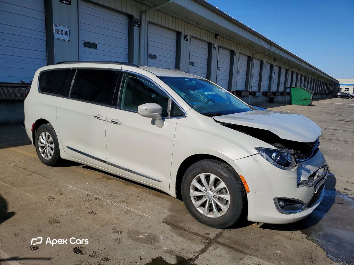 Chrysler Pacifica 2017