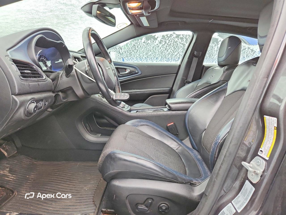 Chrysler 200 2015