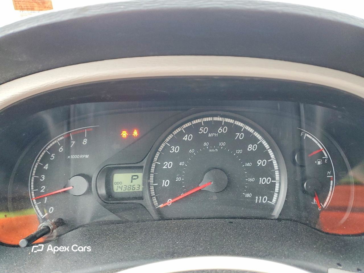 Toyota Sienna 2011