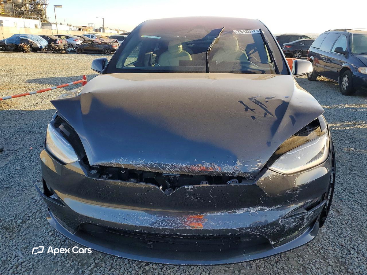 Tesla Model X 2025