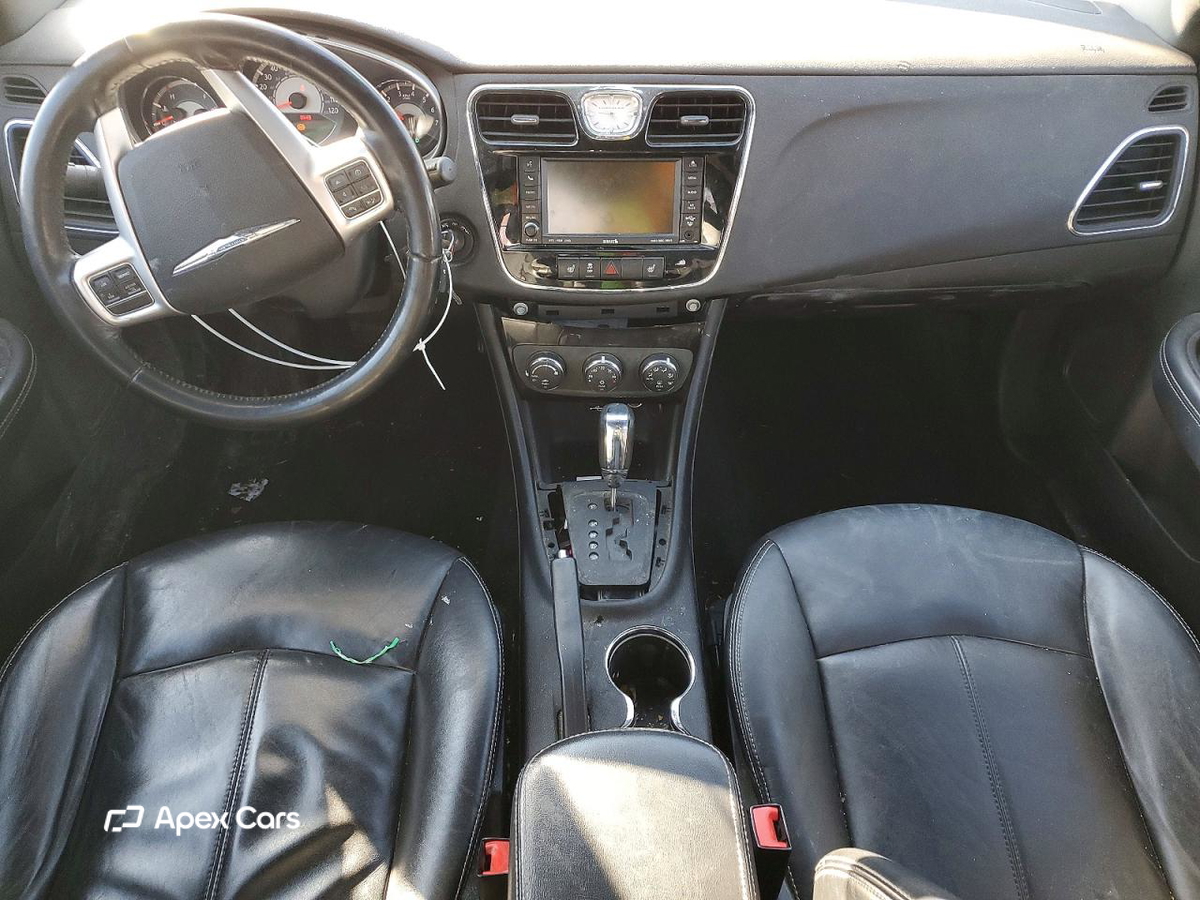 Chrysler 200 2011