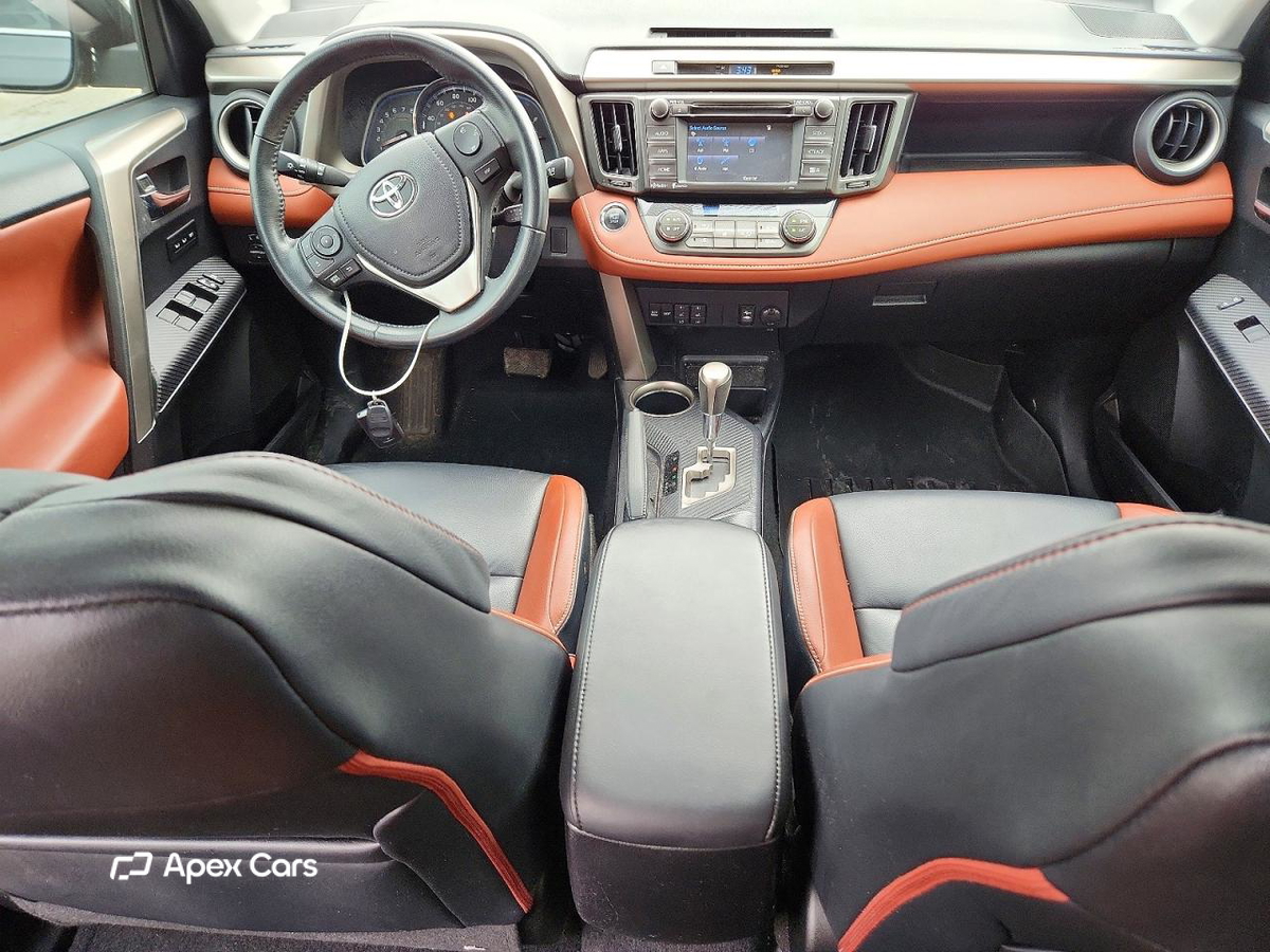 Toyota RAV 4 2015
